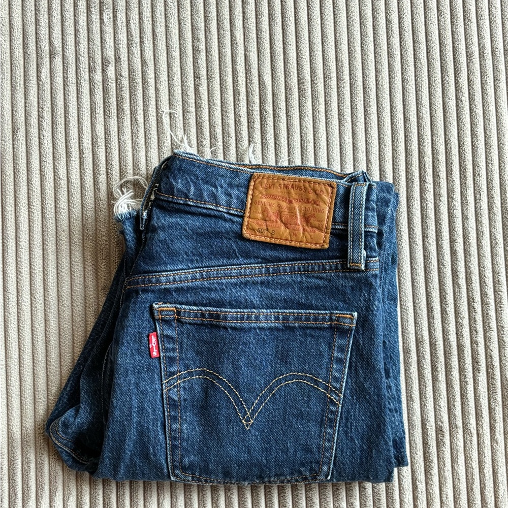 Levi 501 Blue Straight Denim Jeans